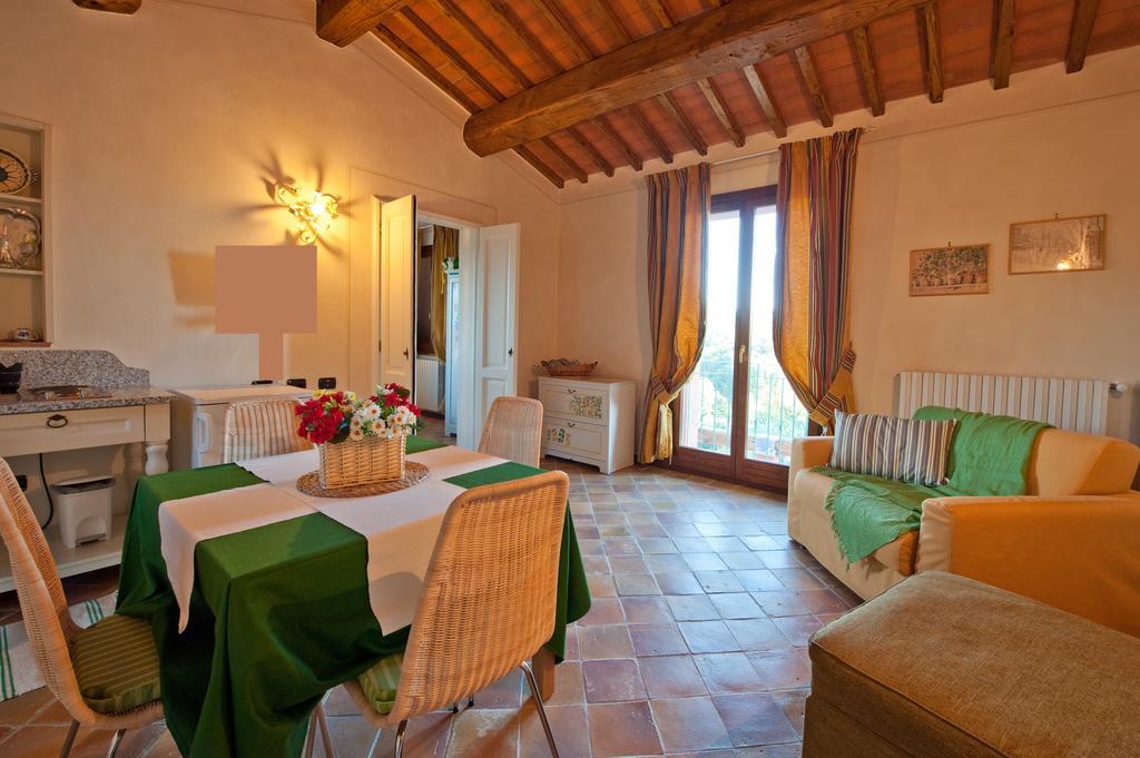 Podere Chiaromonte Palaia Cameră foto